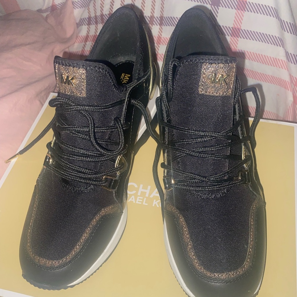Michael Lord Elevated Shoe View 2